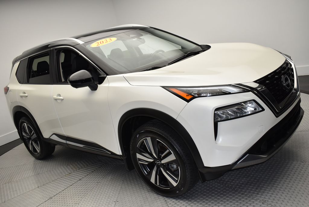 Thumbnail: 2023 Nissan Rogue - 3