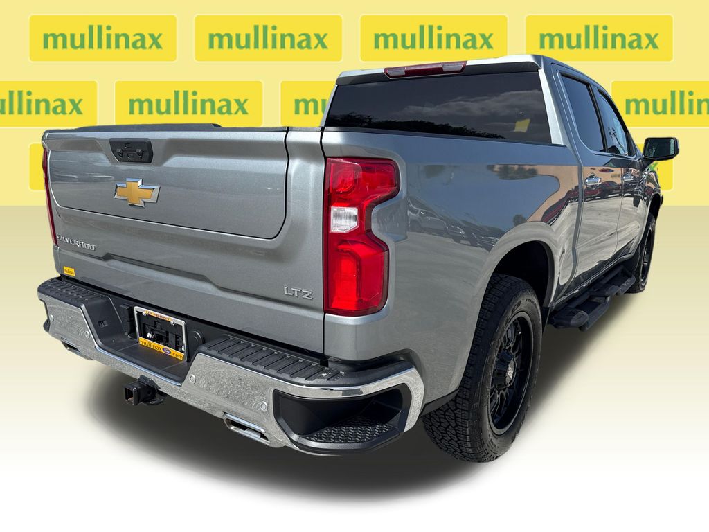 Used 2025 Gray Chevrolet LTZ image 4
