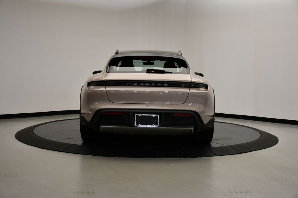 2023 Porsche Taycan Turbo S 4