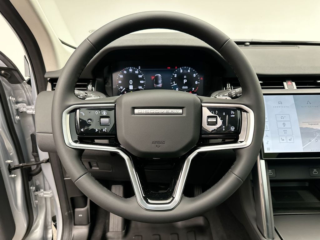 2025 Land Rover Discovery Sport S 12