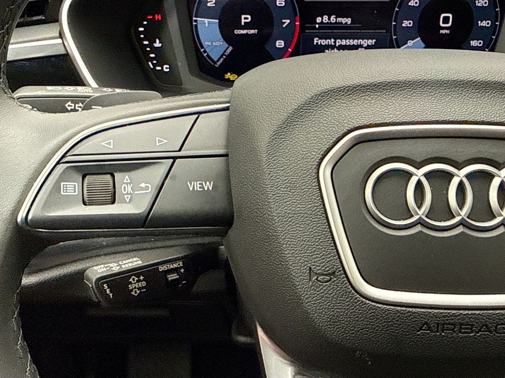 Thumbnail: 2025 Audi Q3 - 11