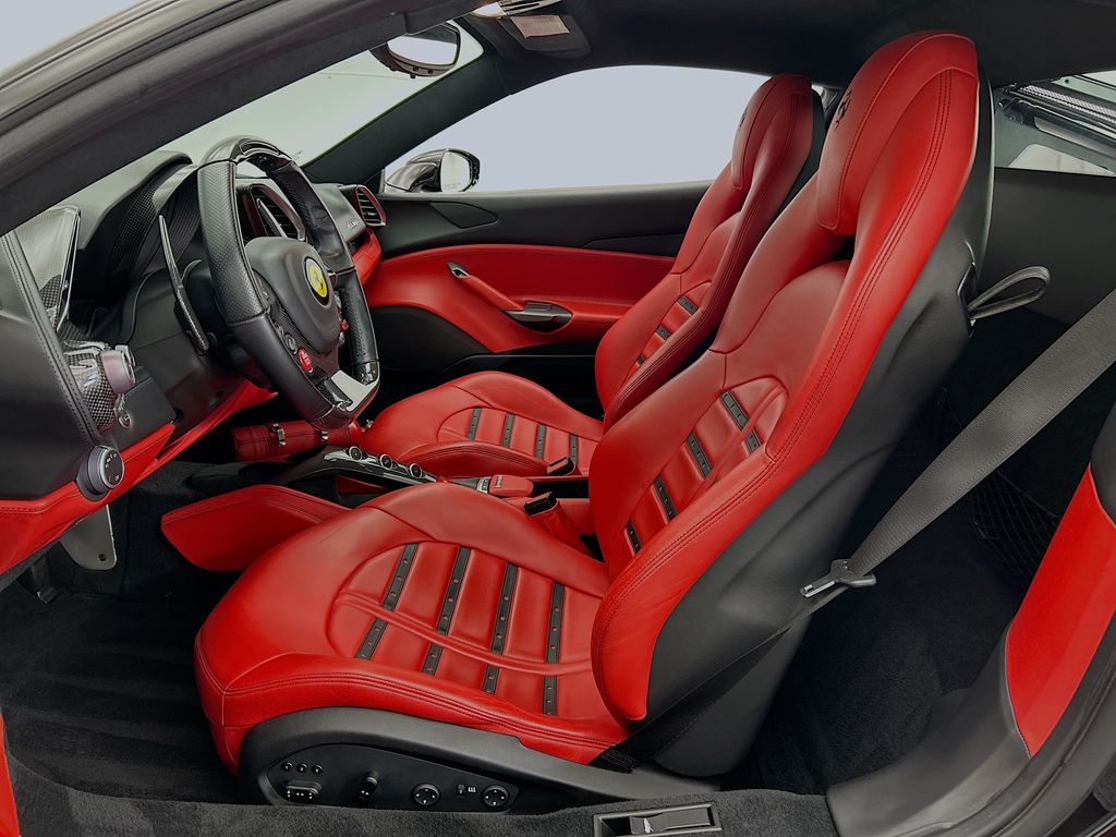 Thumbnail: 2018 Ferrari 488 - 18