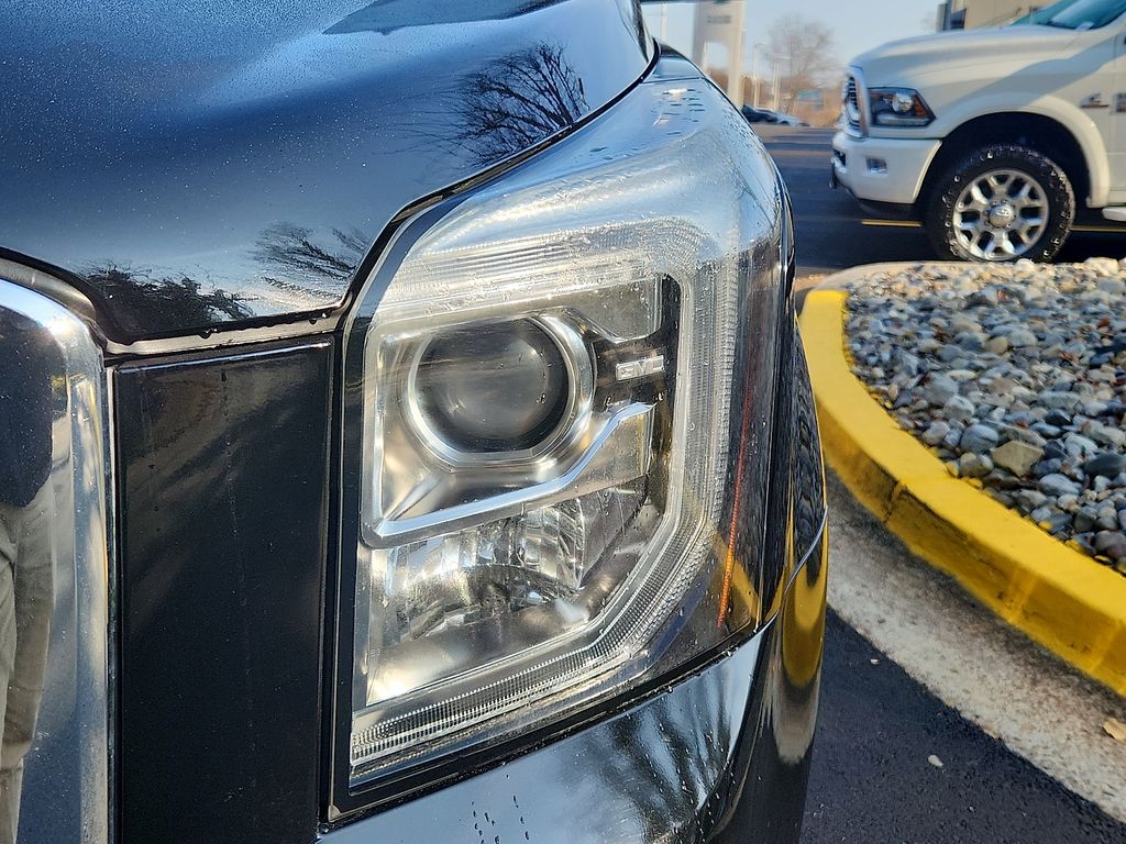 Thumbnail: 2019 GMC Yukon - 9