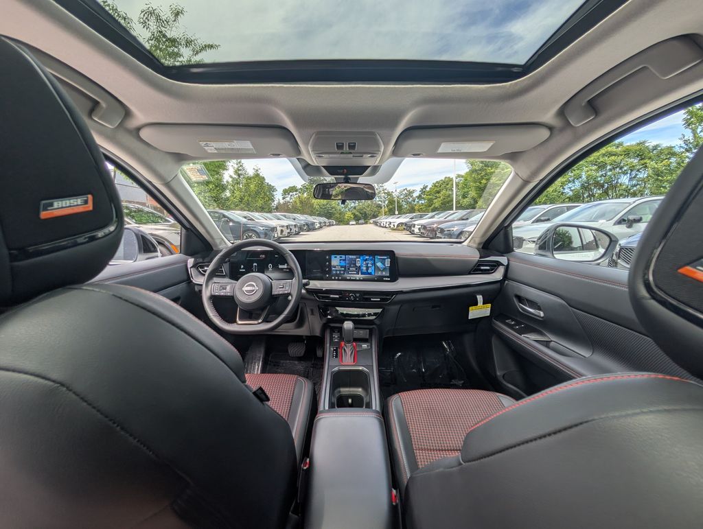 Used 2026 White Nissan SR image 7