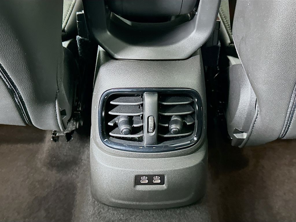 Thumbnail: 2023 MINI Cooper Countryman - 26