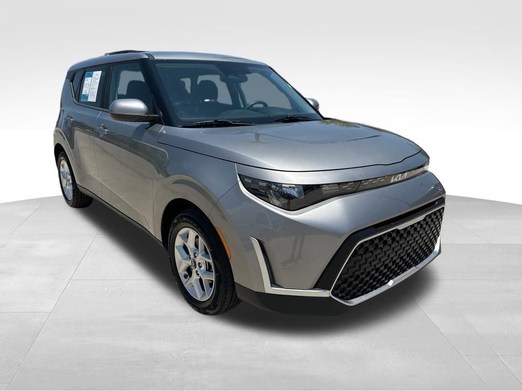 2023 Steel Gray Kia Soul LX FWD Hatchback