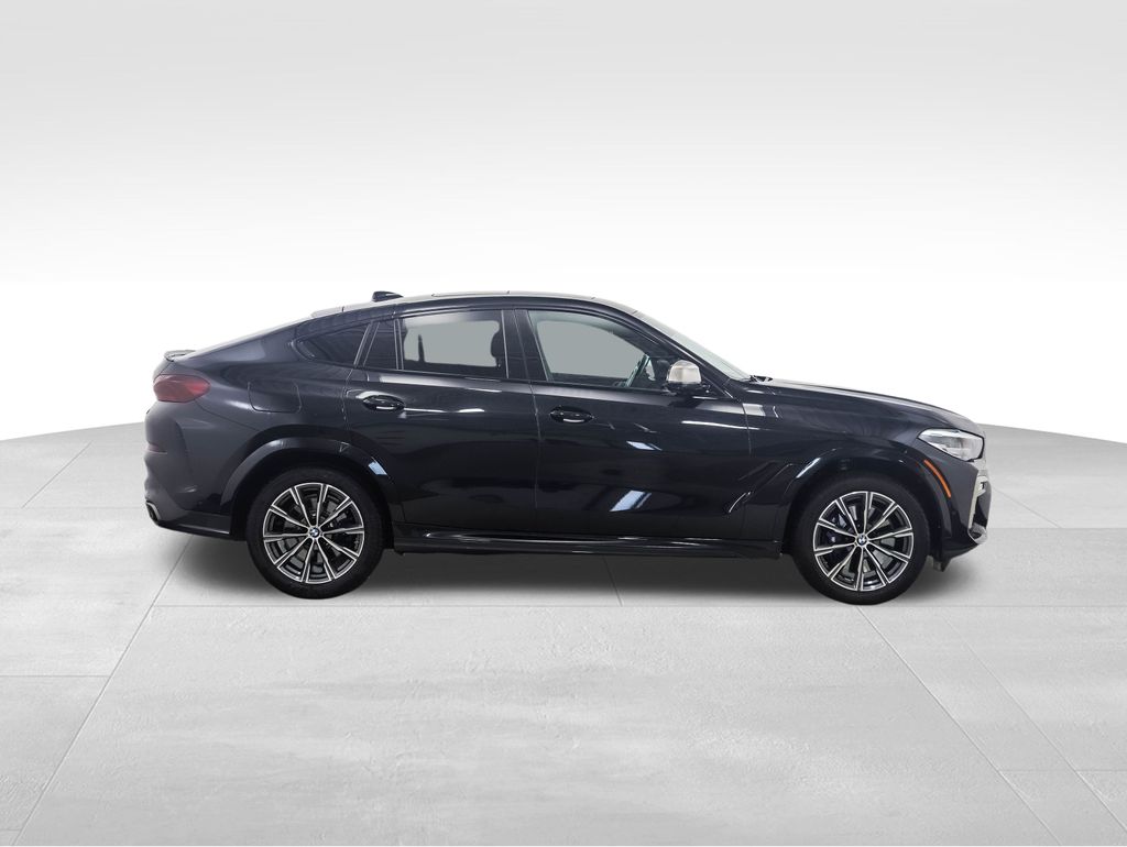 Thumbnail: 2021 BMW X6 - 6