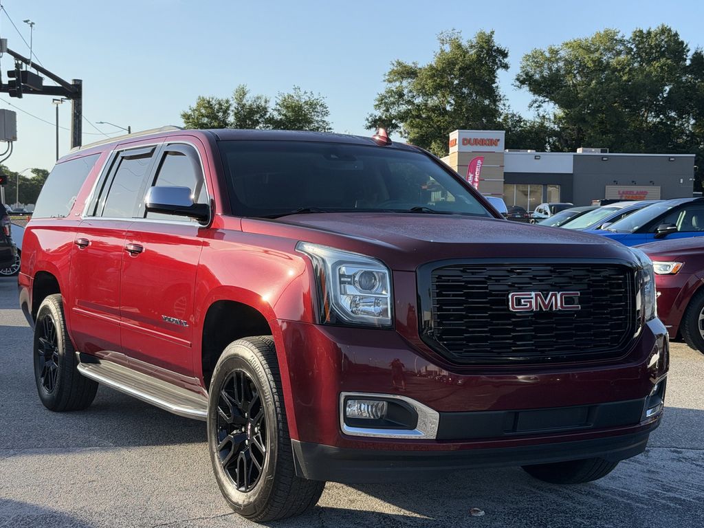 used 2019 GMC Yukon XL car, priced at $23,692