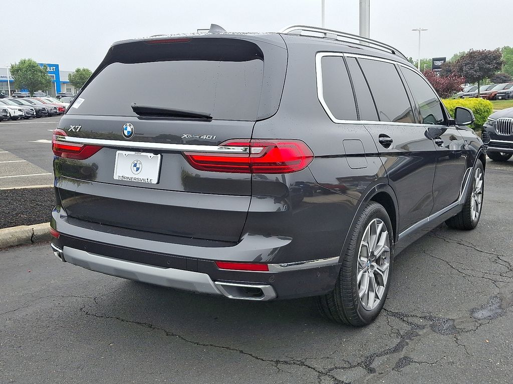 2022 BMW X7 xDrive40i 6