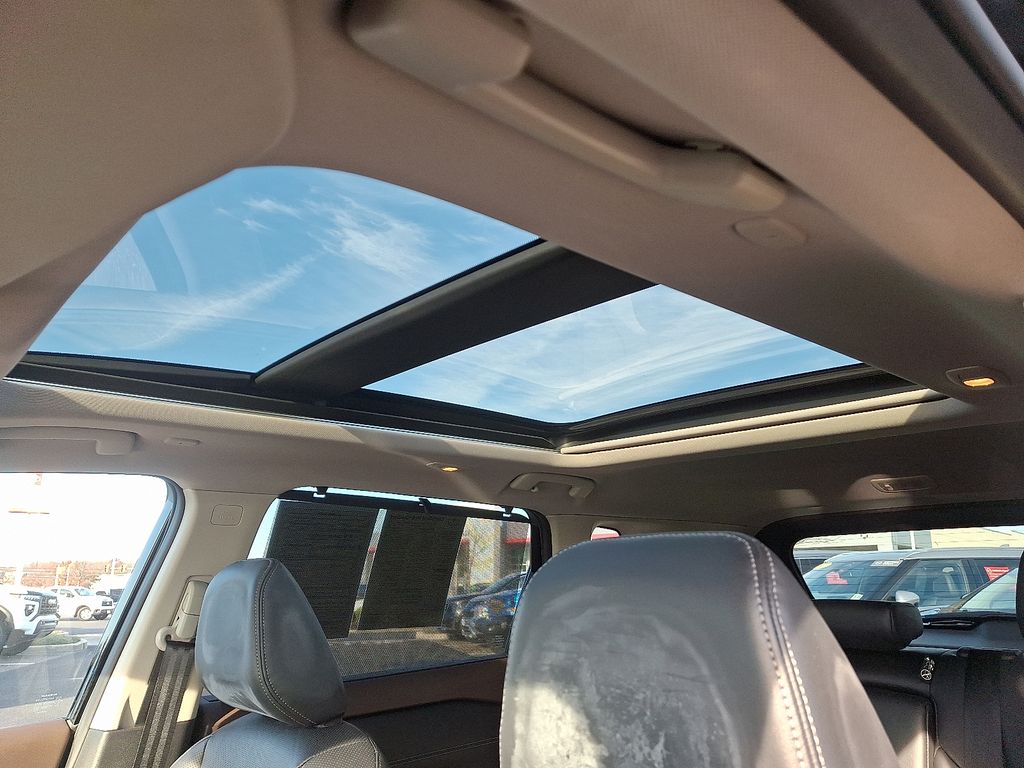 Thumbnail: 2022 Nissan Rogue - 15