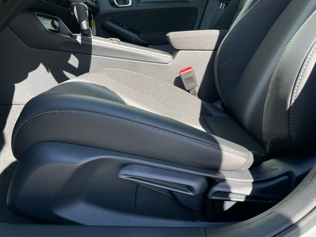 2025 Honda Civic Sport 23