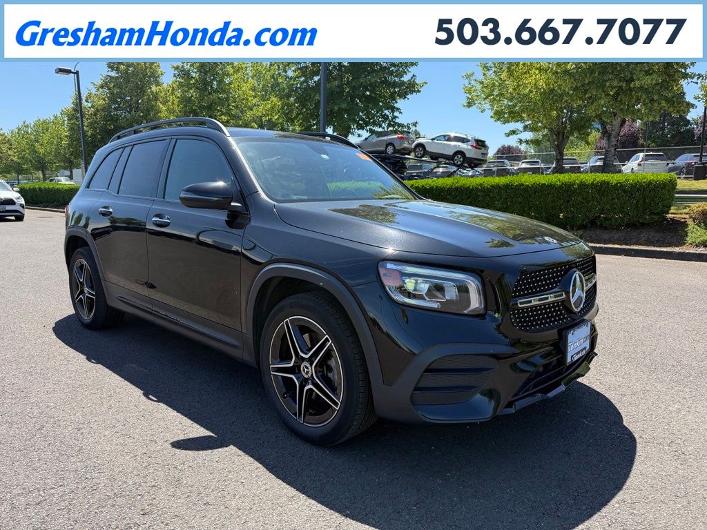 Night Black 2023 Mercedes-Benz GLB SUV / Crossover All-Wheel Drive 8-Speed Dual Clutch
