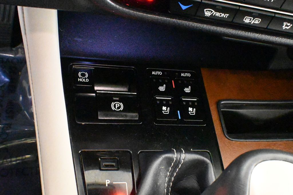 2020 Lexus RX Hybrid 450hL 29