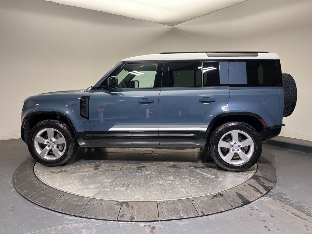 Thumbnail: 2025 Land Rover Defender - 2