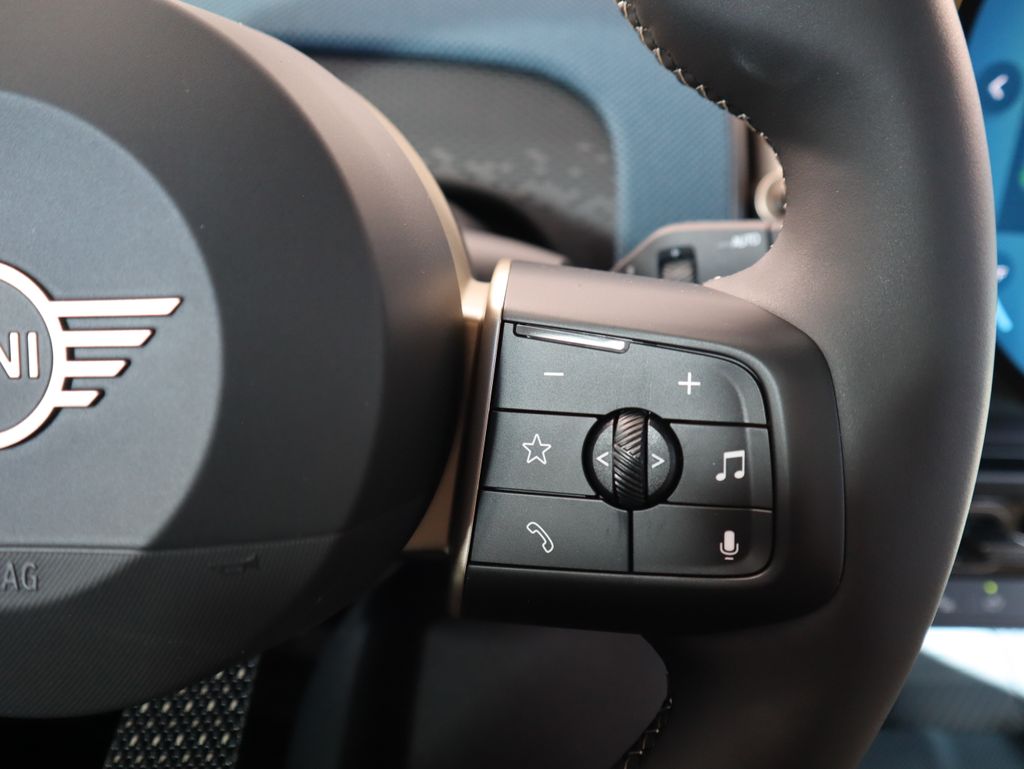 Thumbnail: 2026 MINI Cooper Countryman - 12