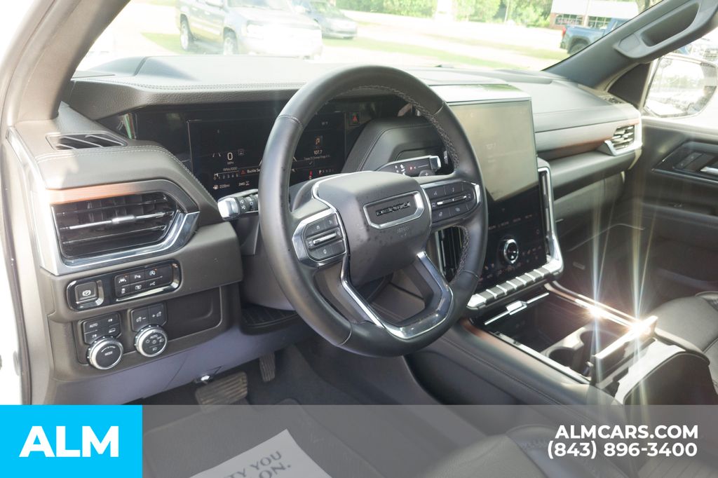Used 2025 White GMC Denali image 15