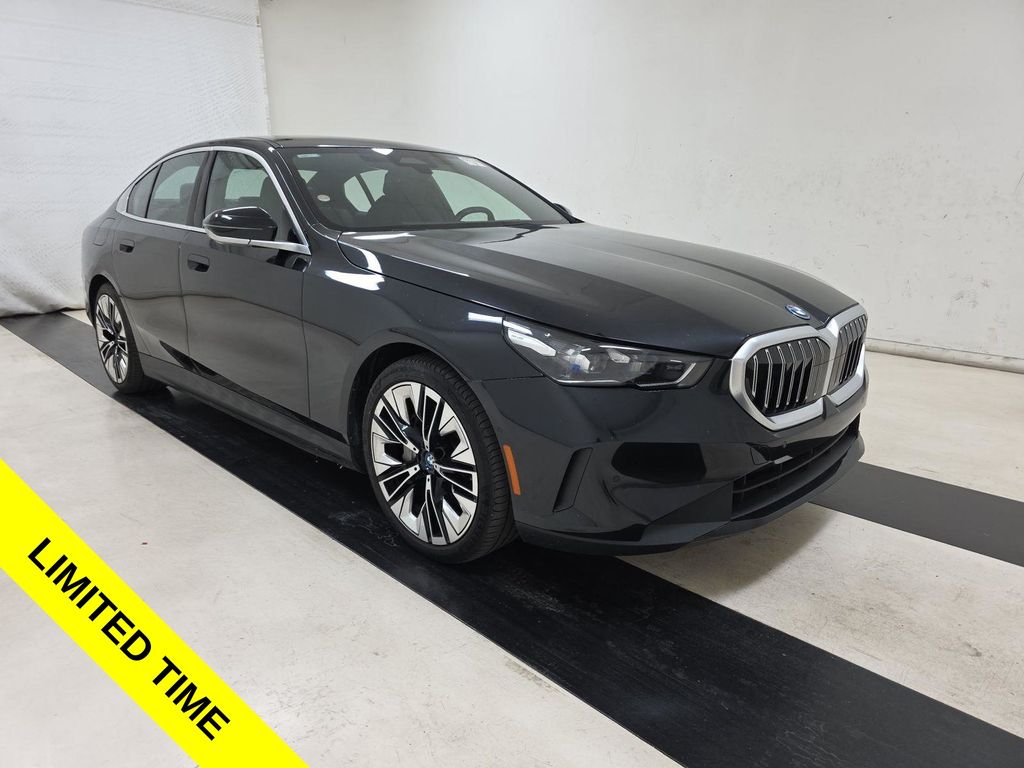 Black Sapphire Metallic 2024 BMW i5 Sedan Rear-Wheel Drive Automatic