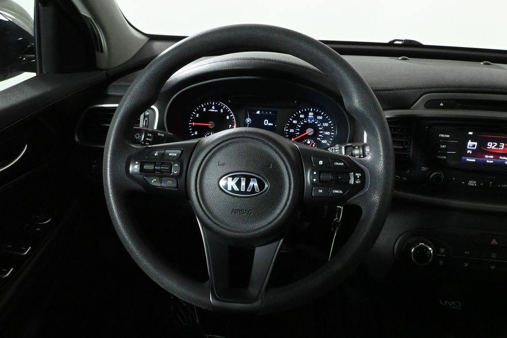 2016 Kia Sorento LX 19