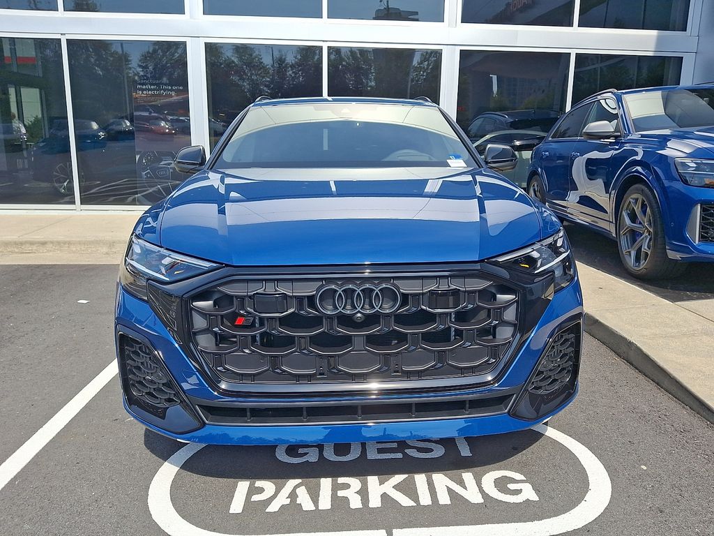Thumbnail: 2026 Audi SQ8 - 2