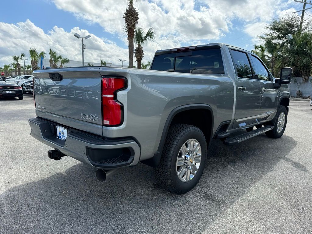 2025 Chevrolet Silverado 2500HD High Country 8