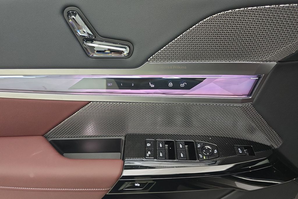 2026 Bmw 750e 750e xDrive photo 28