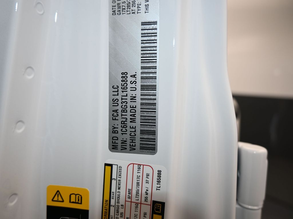 New 2026 Bright White Clearcoat Jeep Rubicon image 16