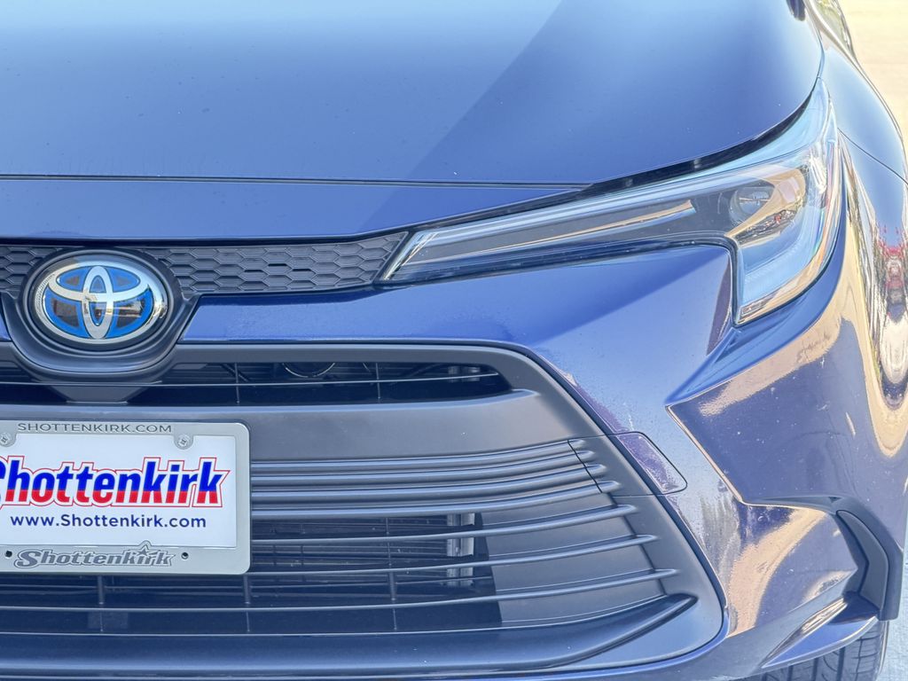 Used 2025 Toyota Corolla Hybrid Sedan