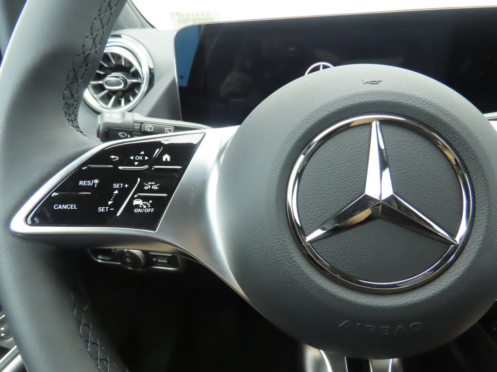 Thumbnail: 2026 Mercedes-Benz GLA - 12
