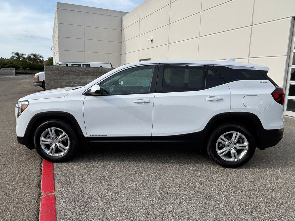 Thumbnail: 2024 GMC Terrain - 8