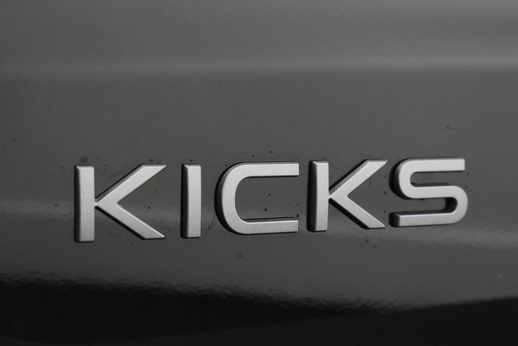 Thumbnail: 2026 Nissan Kicks - 9