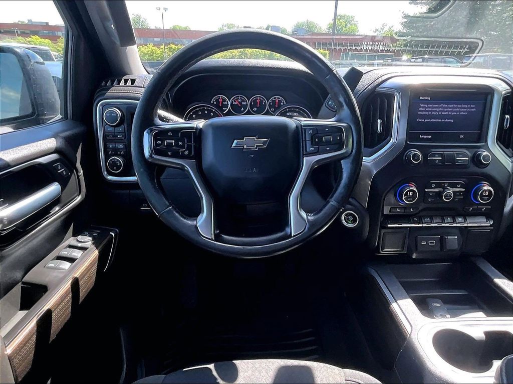 2021 Chevrolet Silverado 1500 — photo 16