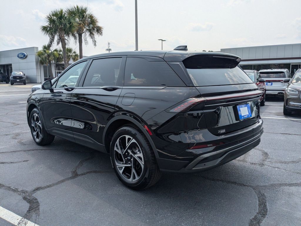 2025 Lincoln Nautilus Hybrid Premiere
