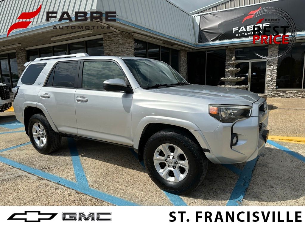 Classic Silver Metallic 2018 Toyota 4Runner SUV / Crossover 4X2 5-Speed Automatic Overdrive