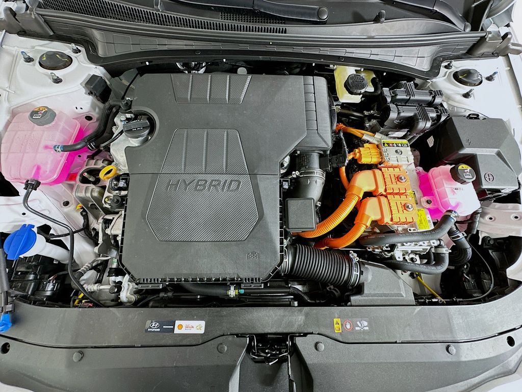 Thumbnail: 2025 Hyundai Elantra - 29