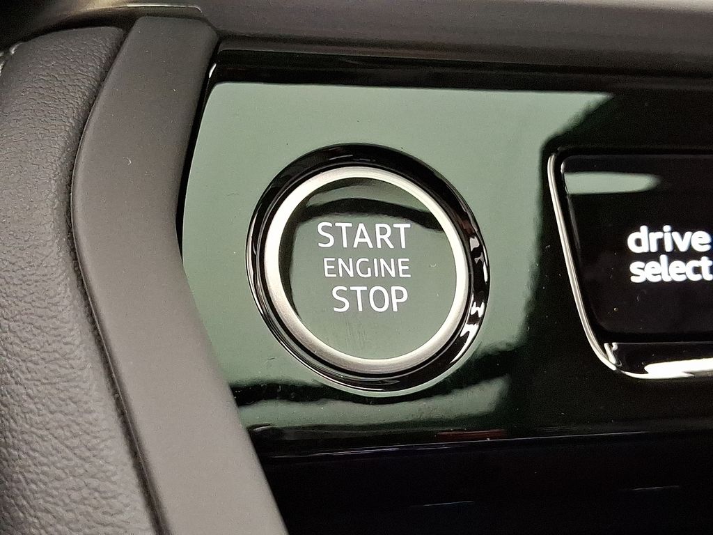 Thumbnail: 2025 Audi Q5 - 13