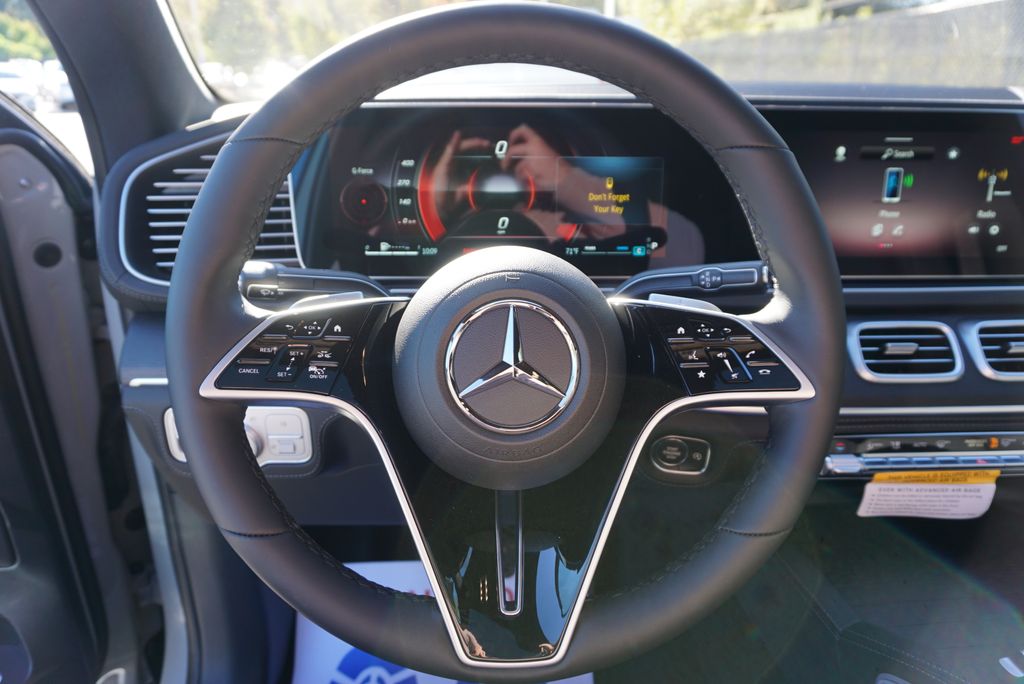 Thumbnail: 2026 Mercedes-Benz GLE - 27