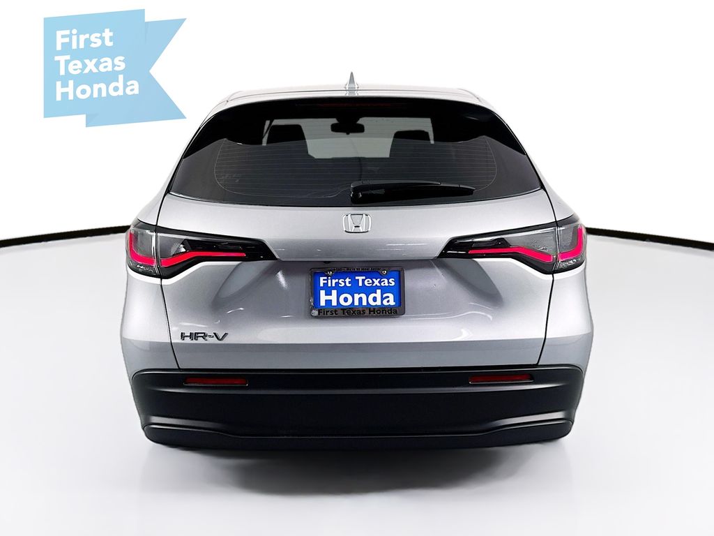 2025 Honda HR-V LX photo