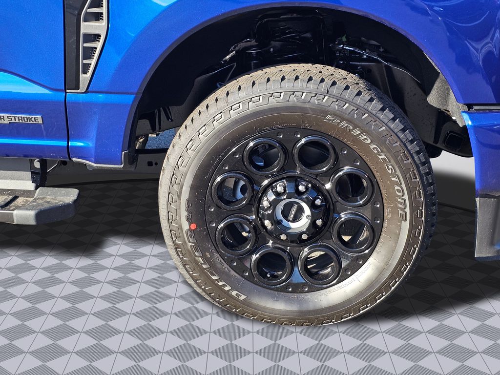 New 2026 Blue Ford Lariat image 10