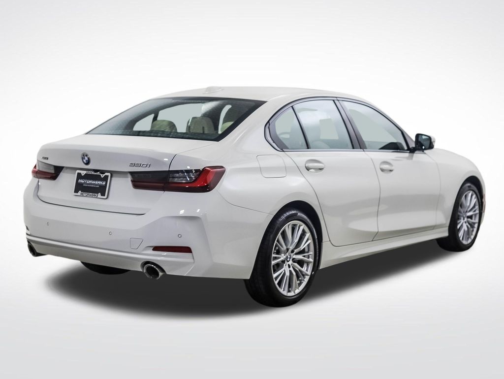 Thumbnail: 2023 BMW 3 Series - 5