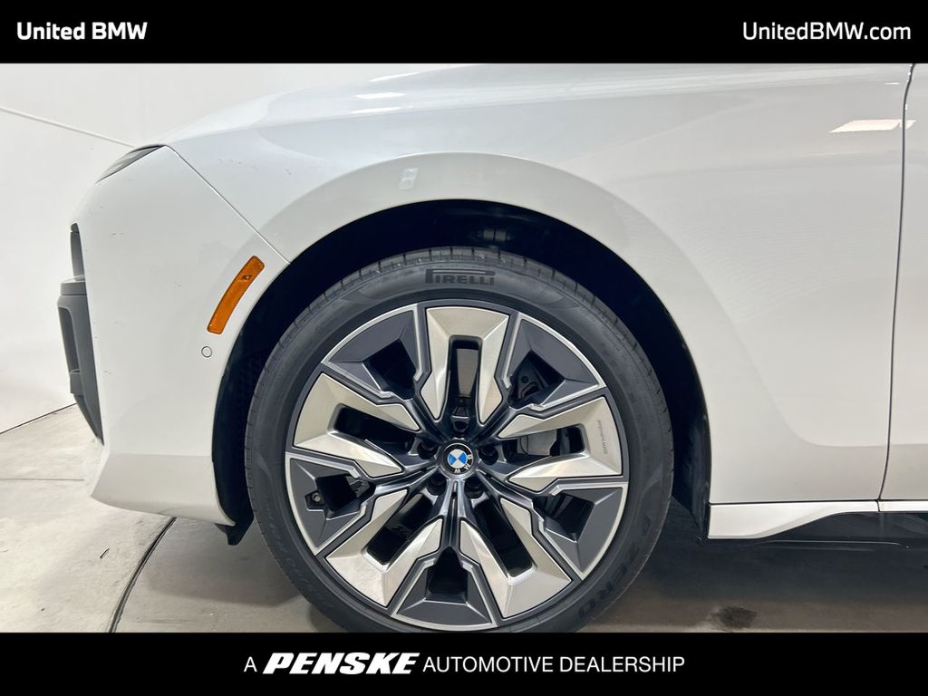 2024 BMW 7 Series 740i 10
