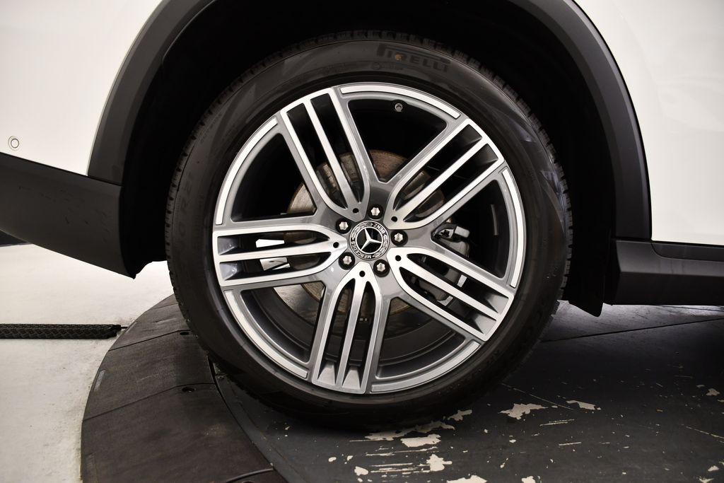 Thumbnail: 2025 Mercedes-Benz GLS - 15