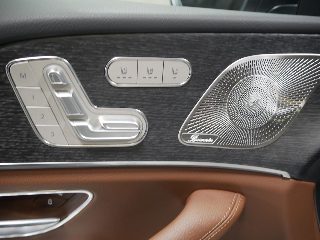 Thumbnail: 2026 Mercedes-Benz GLE - 17