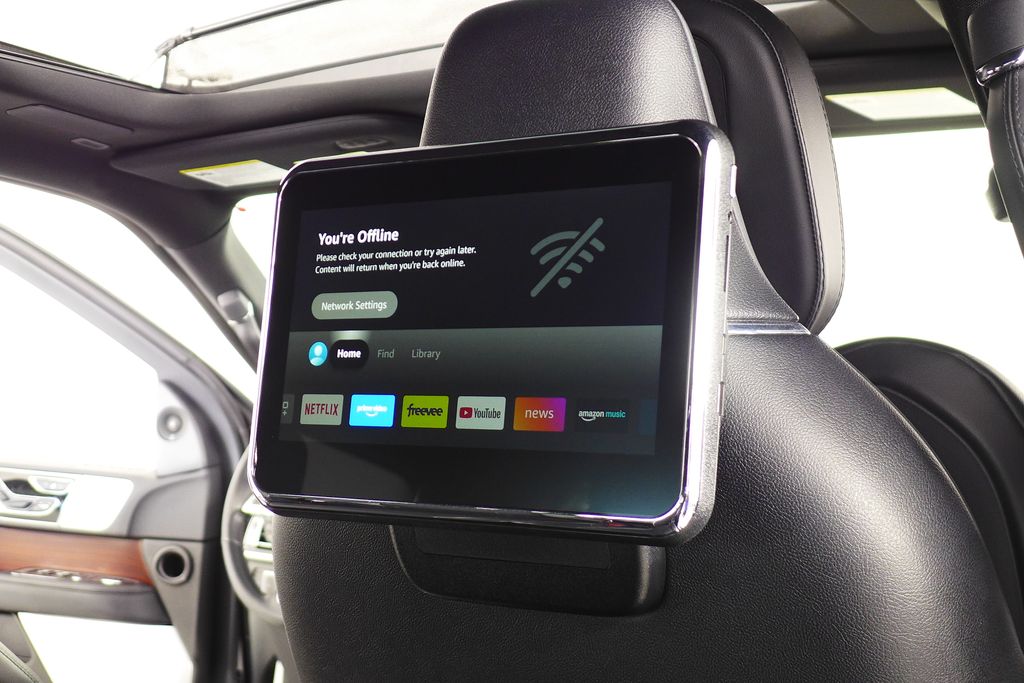 Thumbnail: 2023 Lincoln Navigator - 21