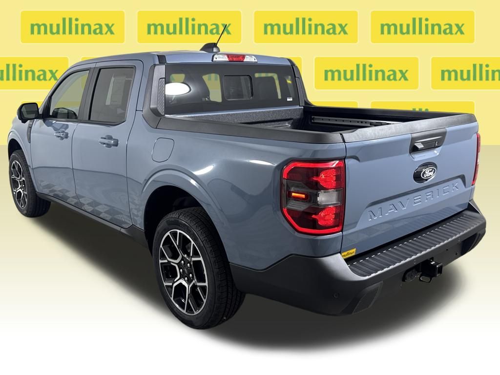 View vehicle photo 4