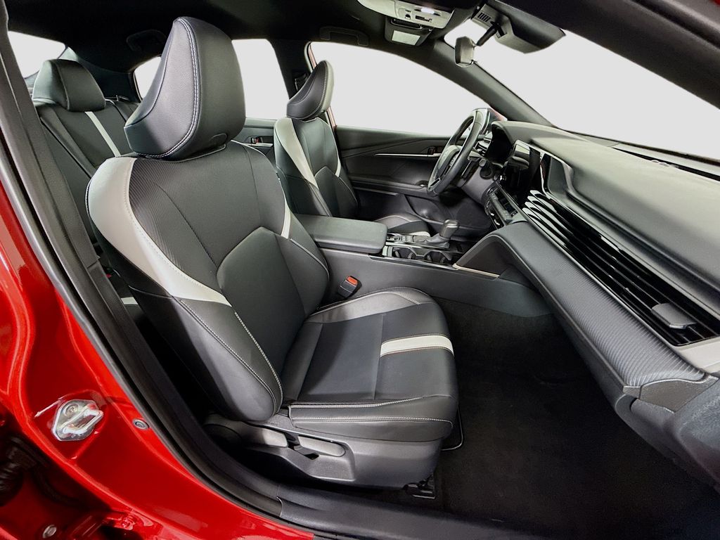 Thumbnail: 2025 Toyota Camry - 20