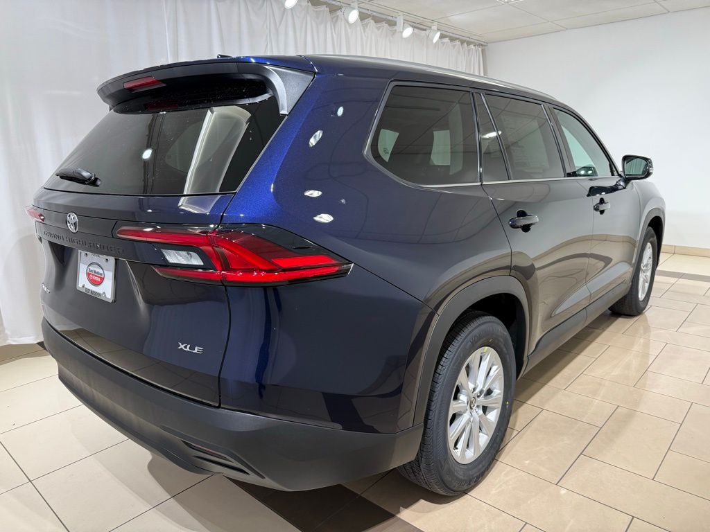 Thumbnail: 2026 Toyota Grand Highlander - 5