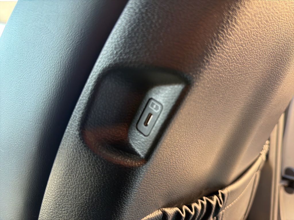 Thumbnail: 2024 Hyundai Palisade - 29