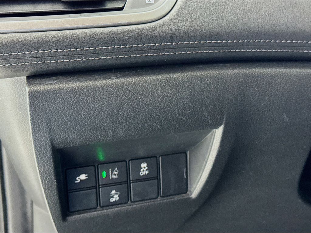 Used Car 2018 Honda Clarity Plug-in Hybrid  Base For Sale Under $25,000 In Austin, Texas