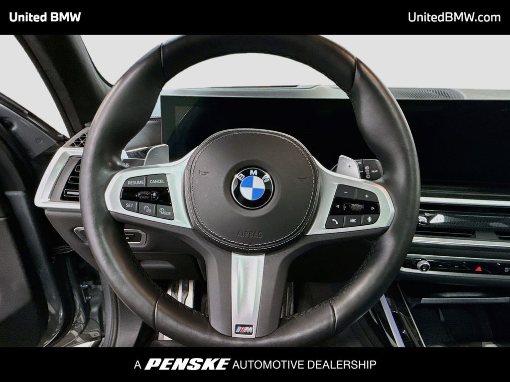 Thumbnail: 2024 BMW X7 - 6