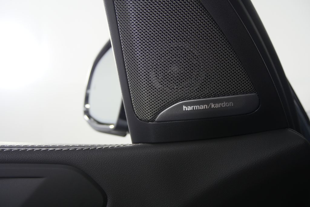 Thumbnail: 2026 BMW X5 - 9